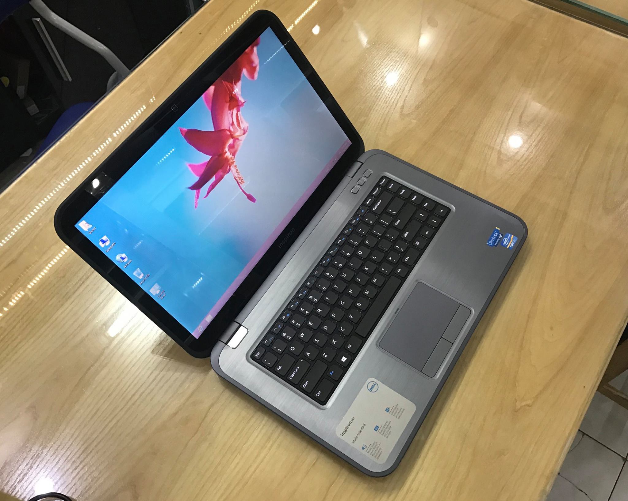 Laptop Dell Inspiron 15z 5523-8.jpg
